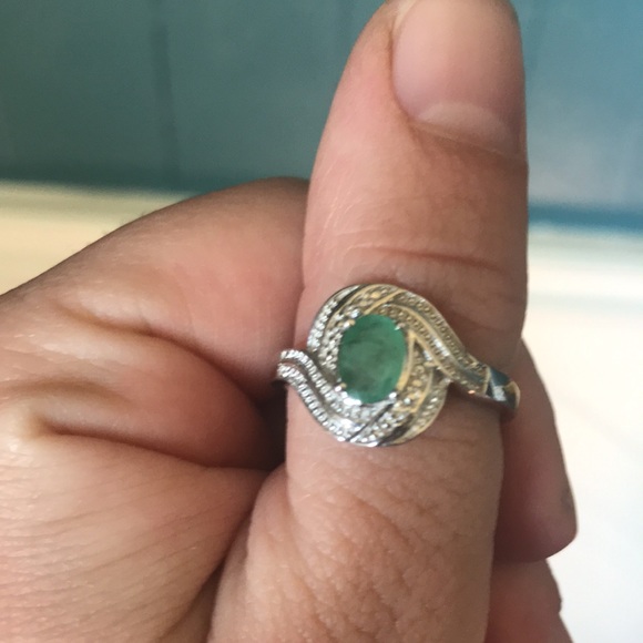 COPY - Natural Emerald Ring - Picture 5 of 5